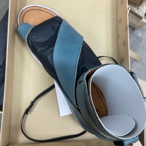 NWB Free People Valee Boot Sandal Marine Size 6 - 10 made in Spain - Picture 3 of 3
